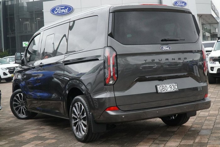 2025 Ford Tourneo Titanium X