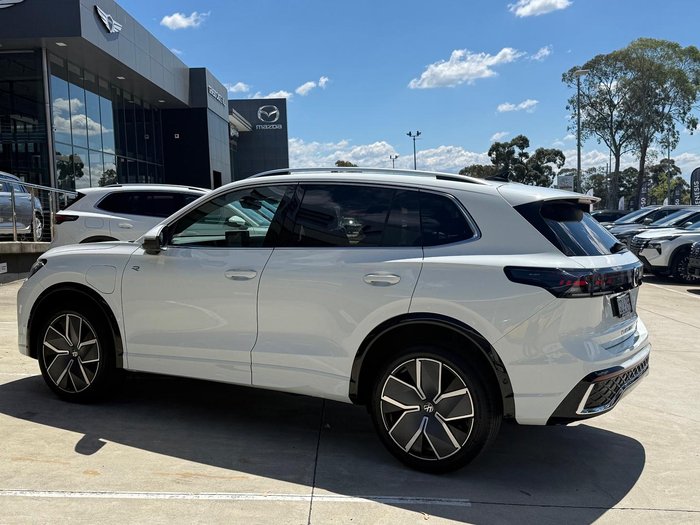 2026 Volkswagen Tiguan 200TSI eHybrid R-Line