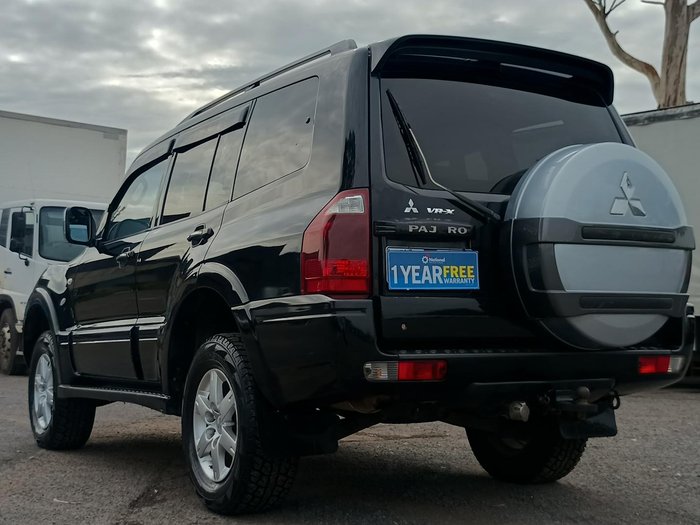 2006 Mitsubishi Pajero VR-X