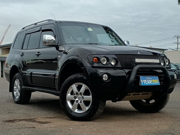 2006 Mitsubishi Pajero