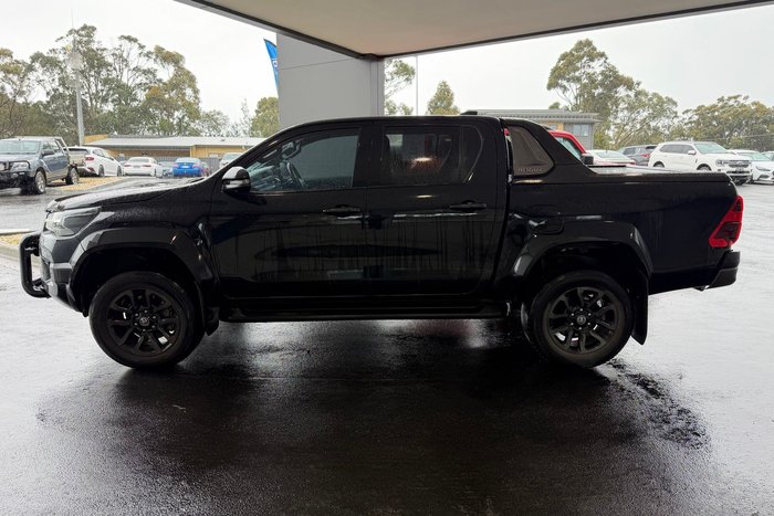 2023 Toyota Hilux Rogue