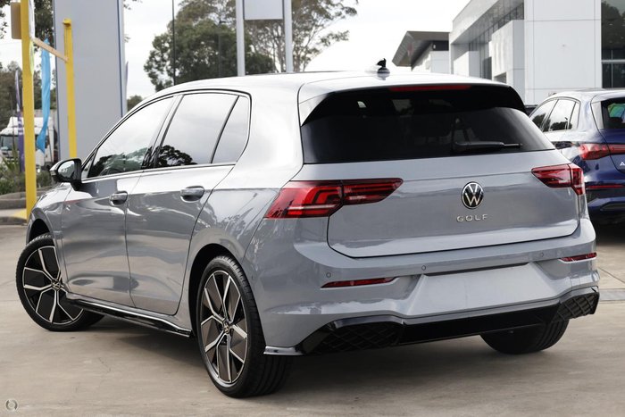 2025 Volkswagen Golf 110TSI R-Line