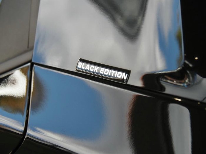 2025 Mahindra XUV3XO AX7L Anniversary Edition