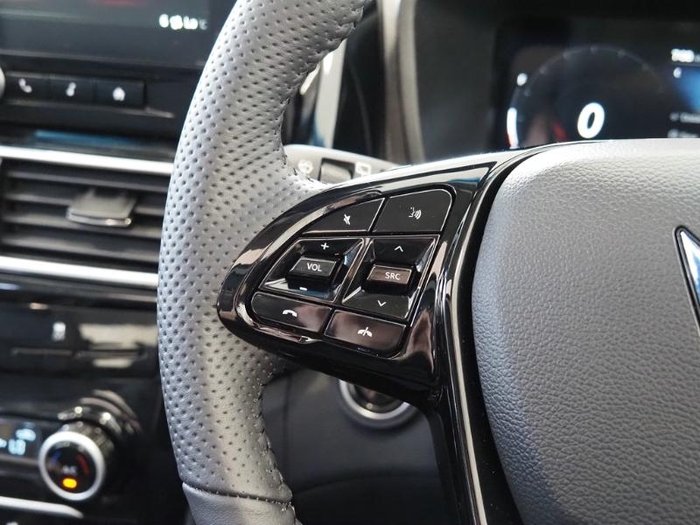 2025 Mahindra XUV3XO AX7L Anniversary Edition