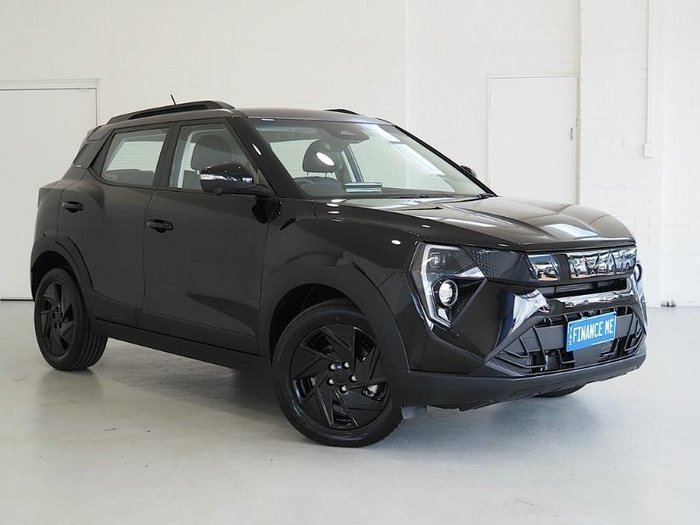 2025 Mahindra XUV3XO AX7L Anniversary Edition