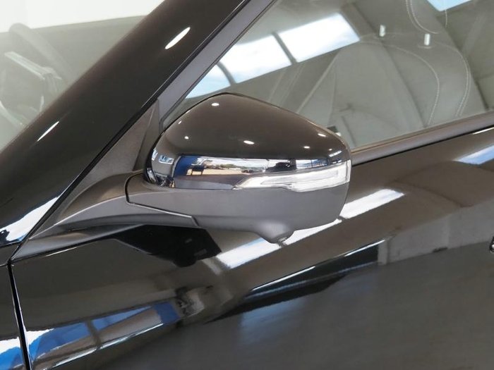 2025 Mahindra XUV3XO AX7L Anniversary Edition