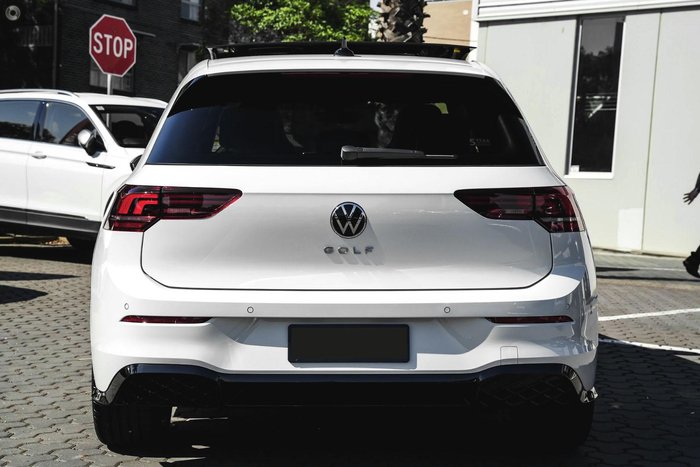 2025 Volkswagen Golf 110TSI R-Line