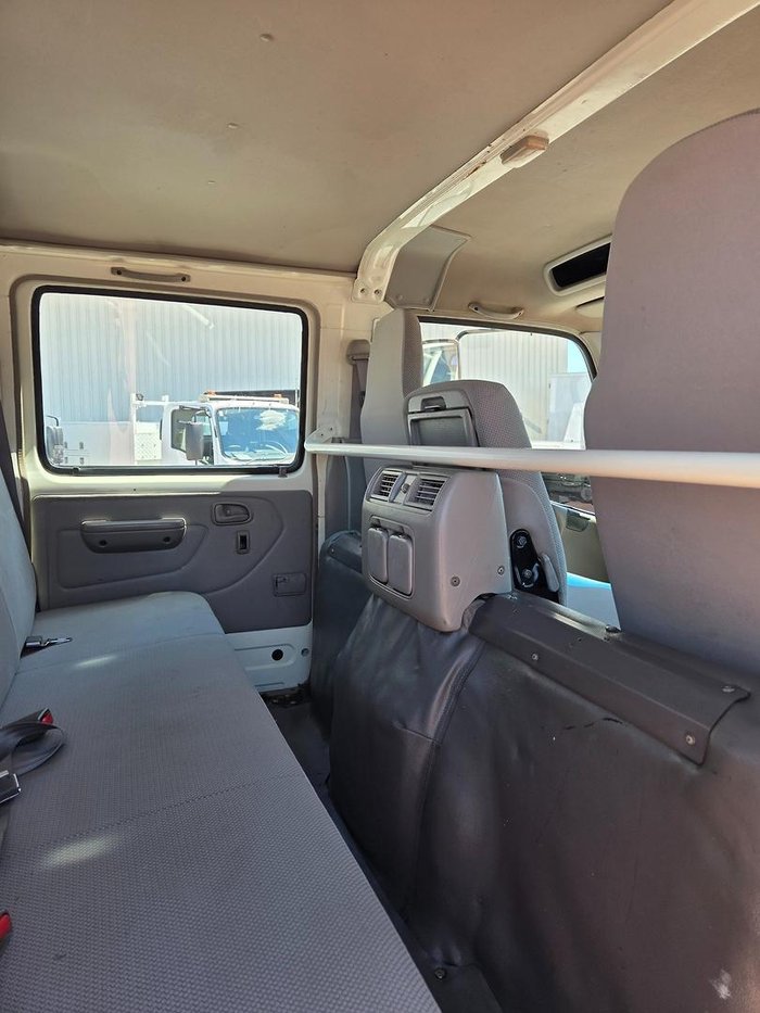 2007 Hino 816 - 300 Series 3.5 Ton Crew Cab Tray