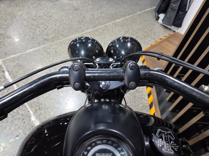 2011 Triumph THUNDERBIRD Black