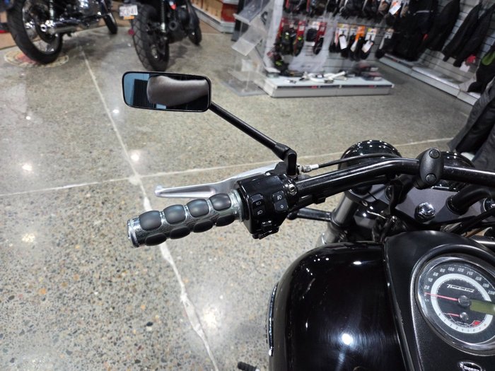 2011 Triumph THUNDERBIRD Black