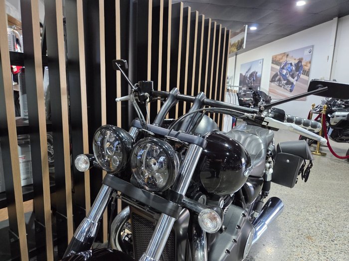 2011 Triumph THUNDERBIRD Black