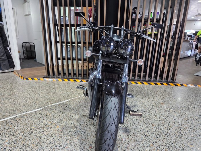 2011 Triumph THUNDERBIRD Black