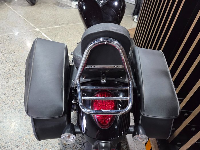 2011 Triumph THUNDERBIRD Black