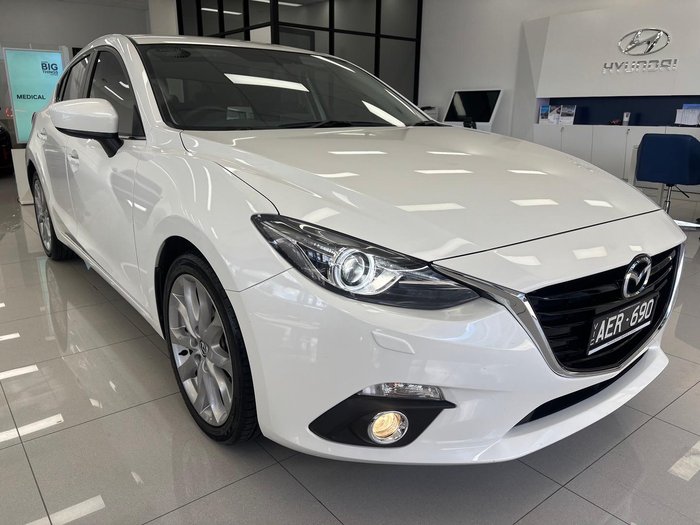 2015 Mazda 3 SP25 GT