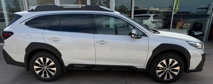 2025 Subaru Outback AWD Touring XT
