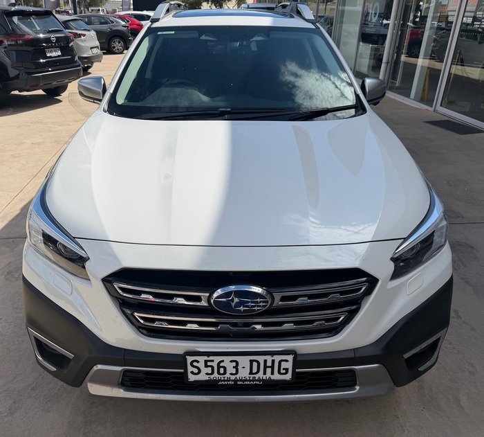 2025 Subaru Outback AWD Touring XT