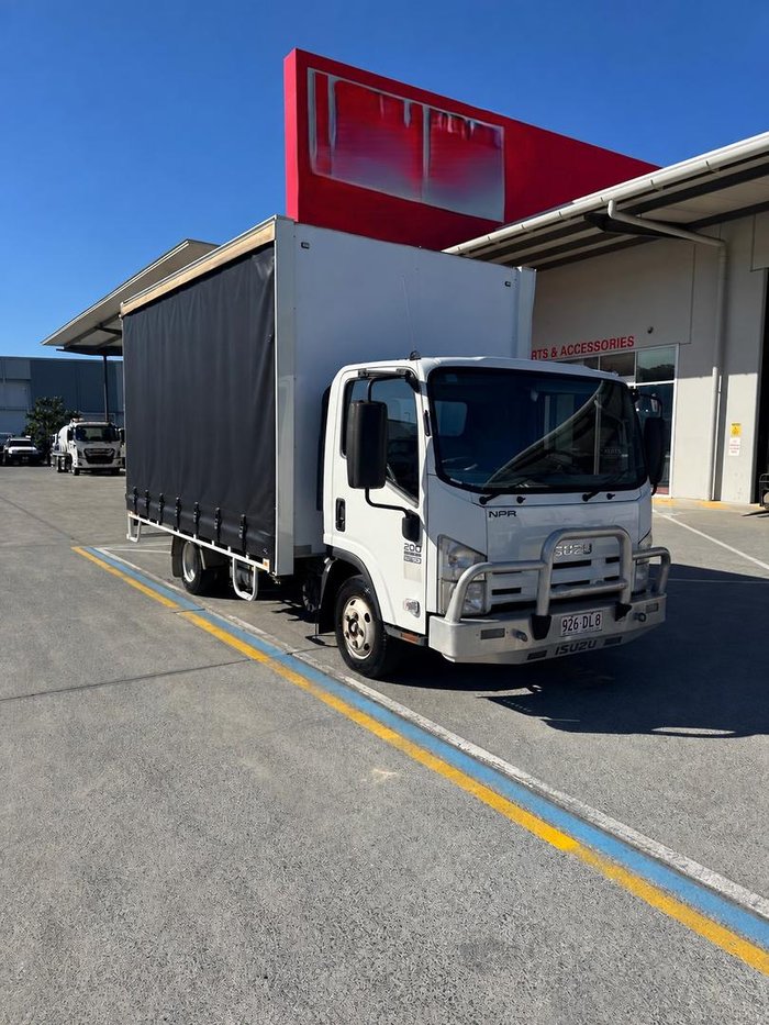 2012 Isuzu N Series