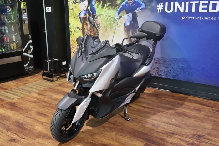 2019 Yamaha XMAX 300 (CZD300A) Silver