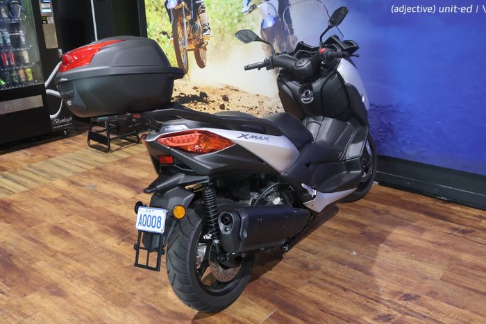 2019 Yamaha XMAX 300 (CZD300A) Silver