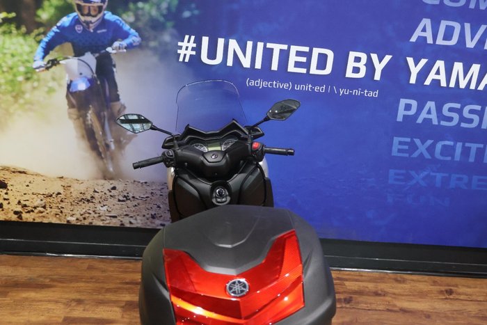 2019 Yamaha XMAX 300 (CZD300A) Silver