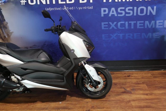 2019 Yamaha XMAX 300 (CZD300A) Silver