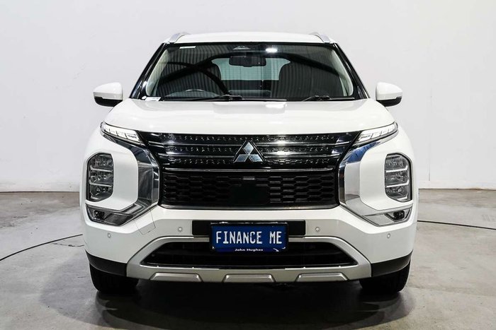 2024 Mitsubishi Outlander LS
