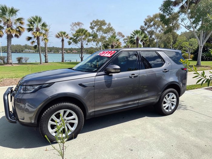 2017 Land Rover Discovery SE