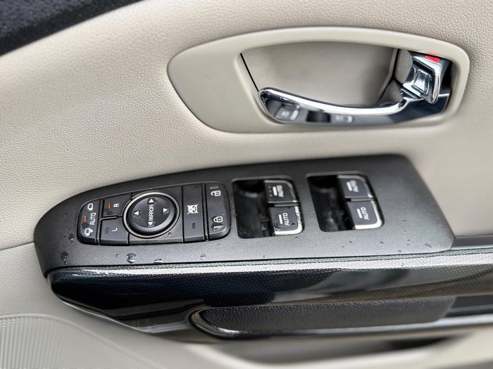2019 Kia Carnival SLi