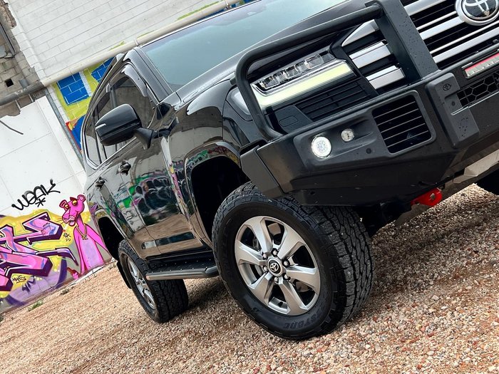 2022 Toyota Landcruiser VX