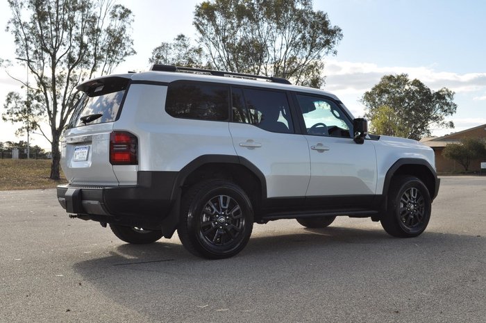 2026 Toyota Landcruiser Prado