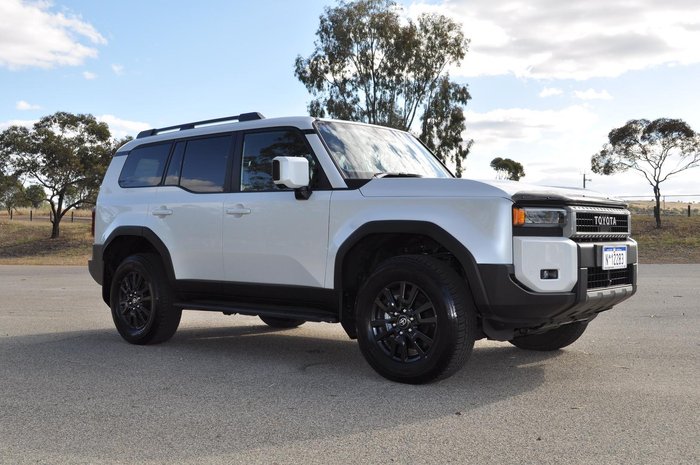 2026 Toyota Landcruiser Prado