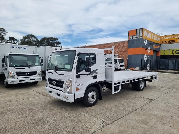 2026 Hyundai Mighty EX8 Flat Deck