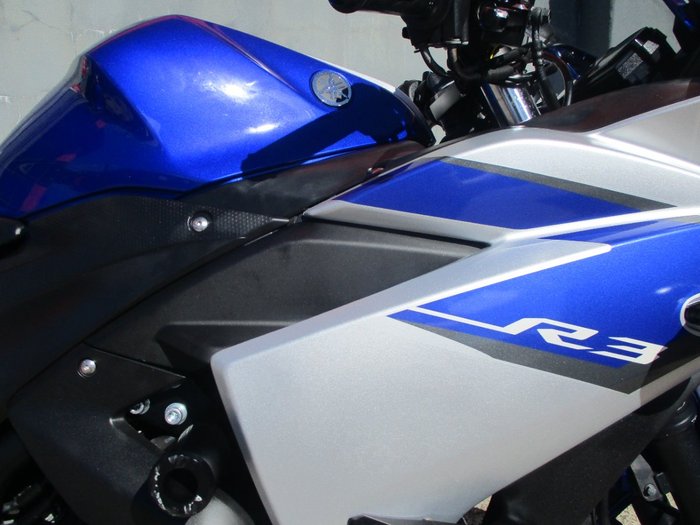 2015 YAMAHA YZF-R3 BLUE
