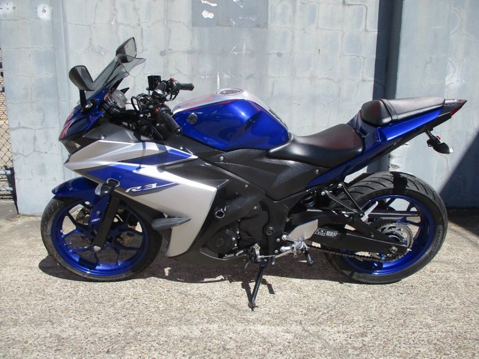 2015 YAMAHA YZF-R3 BLUE