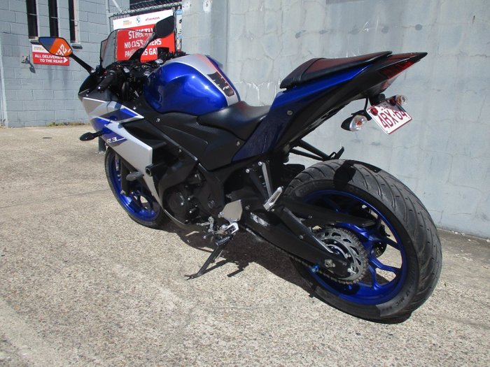 2015 YAMAHA YZF-R3 BLUE