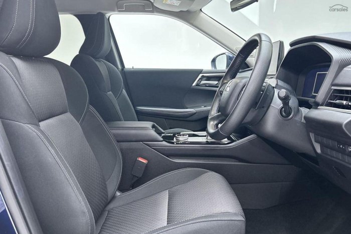 2025 Mitsubishi Outlander LS
