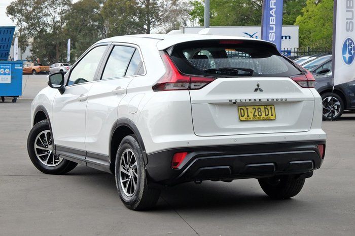 2023 Mitsubishi Eclipse Cross ES