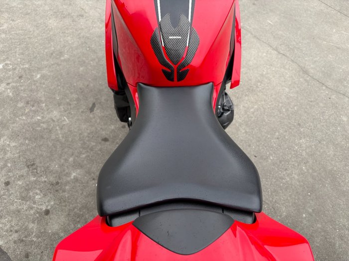 2015 Honda CBR1000RR (FIREBLADE)