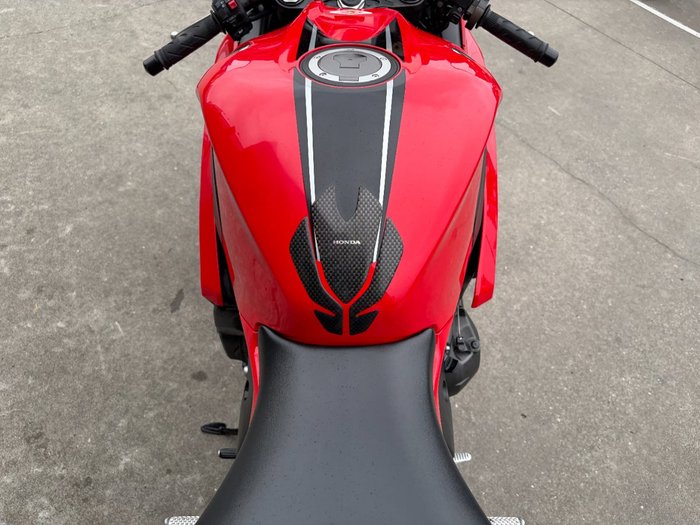 2015 Honda CBR1000RR (FIREBLADE)