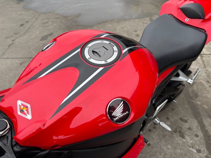 2015 Honda CBR1000RR (FIREBLADE)