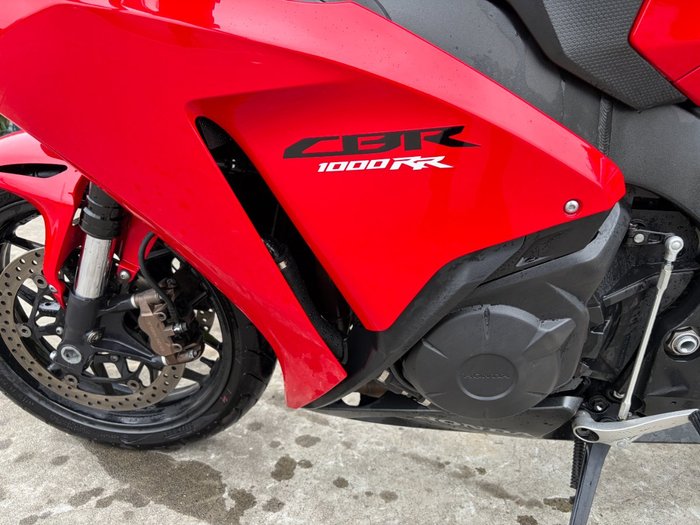 2015 Honda CBR1000RR (FIREBLADE)