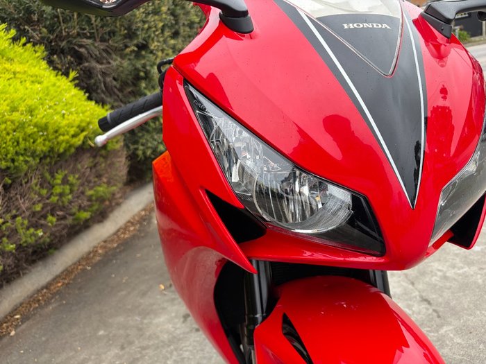 2015 Honda CBR1000RR (FIREBLADE)