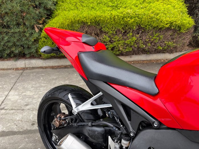 2015 Honda CBR1000RR (FIREBLADE)