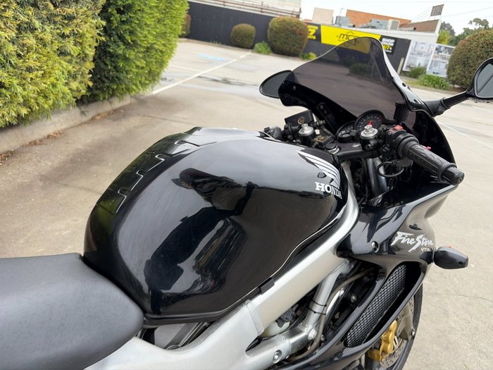 2006 Honda VTR1000F (FIRESTORM) Black