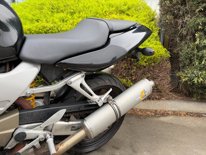 2006 Honda VTR1000F (FIRESTORM) Black