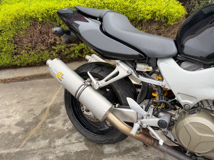 2006 Honda VTR1000F (FIRESTORM) Black