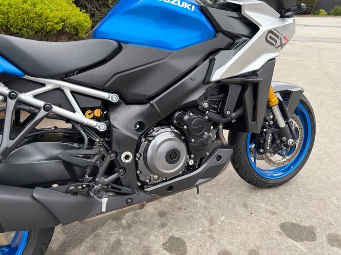 2024 Suzuki GSX-S1000 Blue