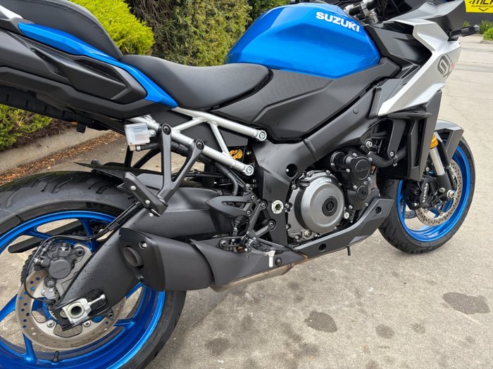 2024 Suzuki GSX-S1000 Blue