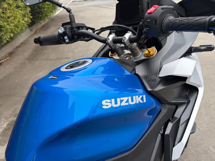 2024 Suzuki GSX-S1000 Blue