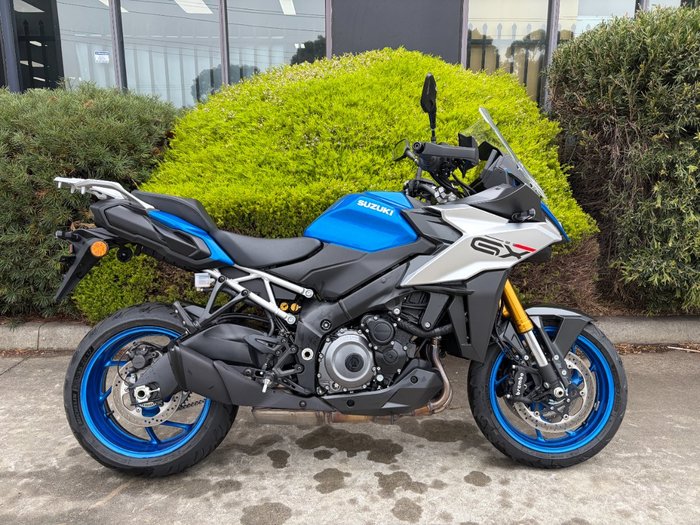 2024 Suzuki GSX-S1000 Blue